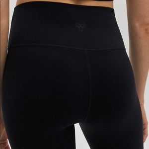 TNA Atmosphere Leggings